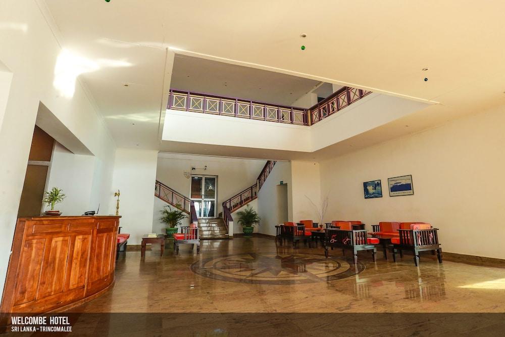 Welcombe Hotel Triquinimale Exterior foto