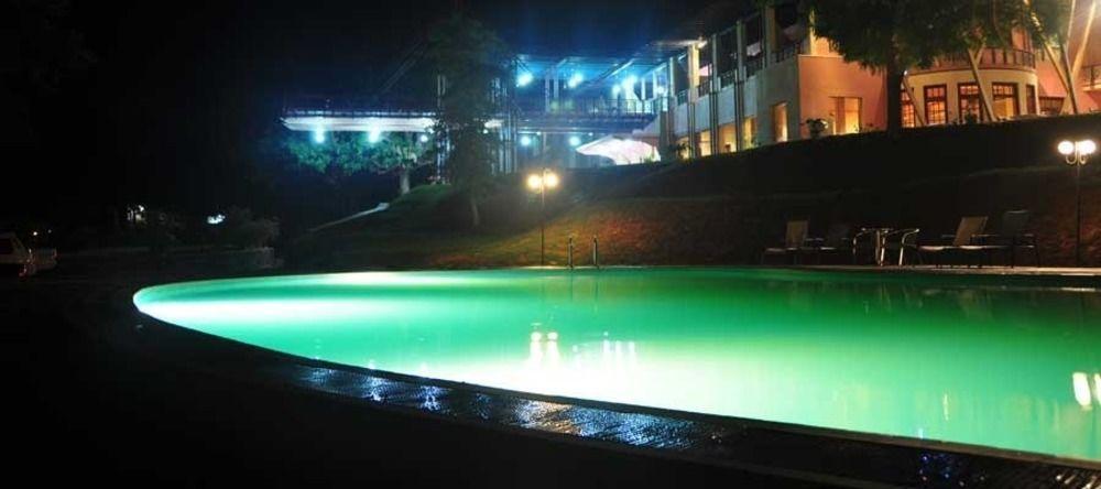 Welcombe Hotel Triquinimale Exterior foto