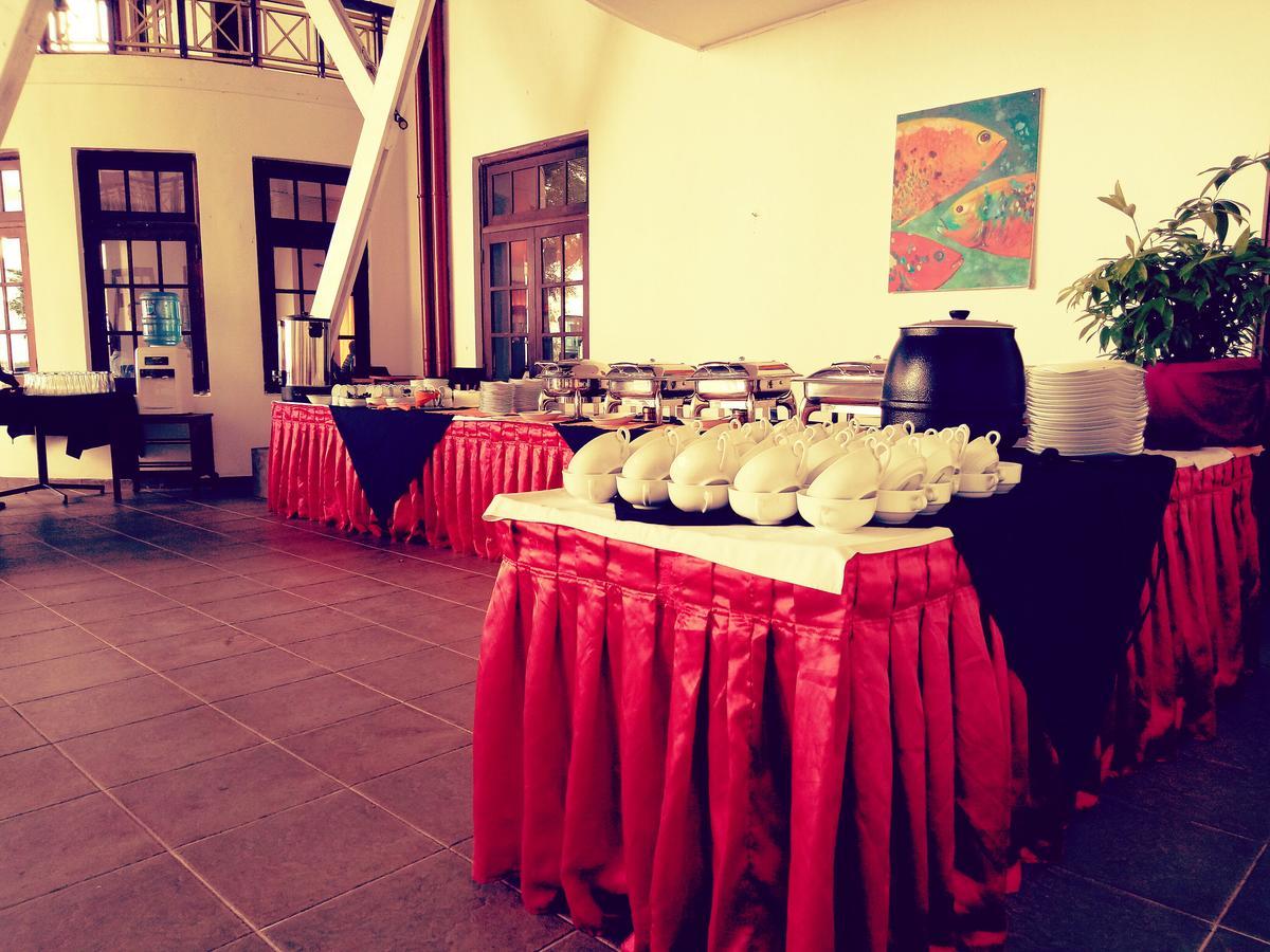 Welcombe Hotel Triquinimale Exterior foto